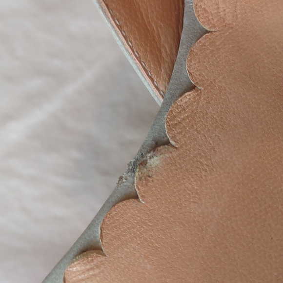 RARE MOSCHINO Cheap and Chic Authentic Pastel Heels Size 8-1/2 Women's - Picture 8 of 9